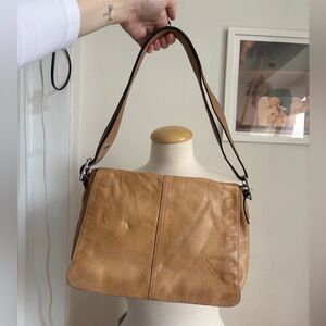 Coach Hampton Flap Bag Vintage Tan Leather Shoulder Bag Y2K